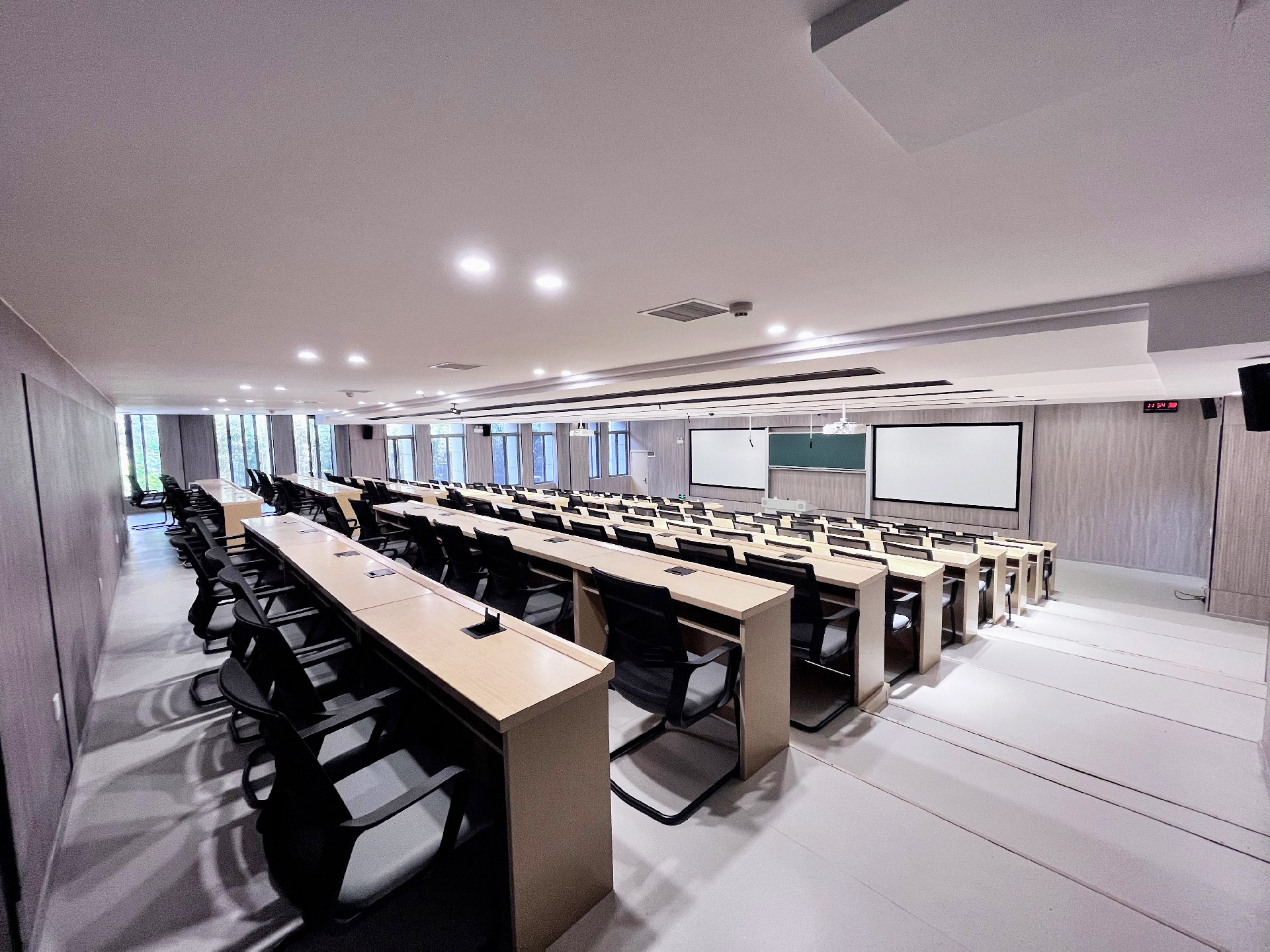 中南大学教育空间装修实景效果图